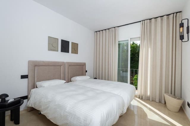 3 soverom Leilighet til salgs i La Quinta, Benahavís med svømmebasseng garasje - € 945 000 (Ref: 9797597)