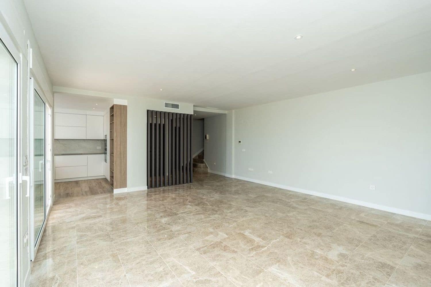 3 soverom Leilighet til salgs i Marbella med svømmebasseng garasje - € 795 000 (Ref: 9797598)