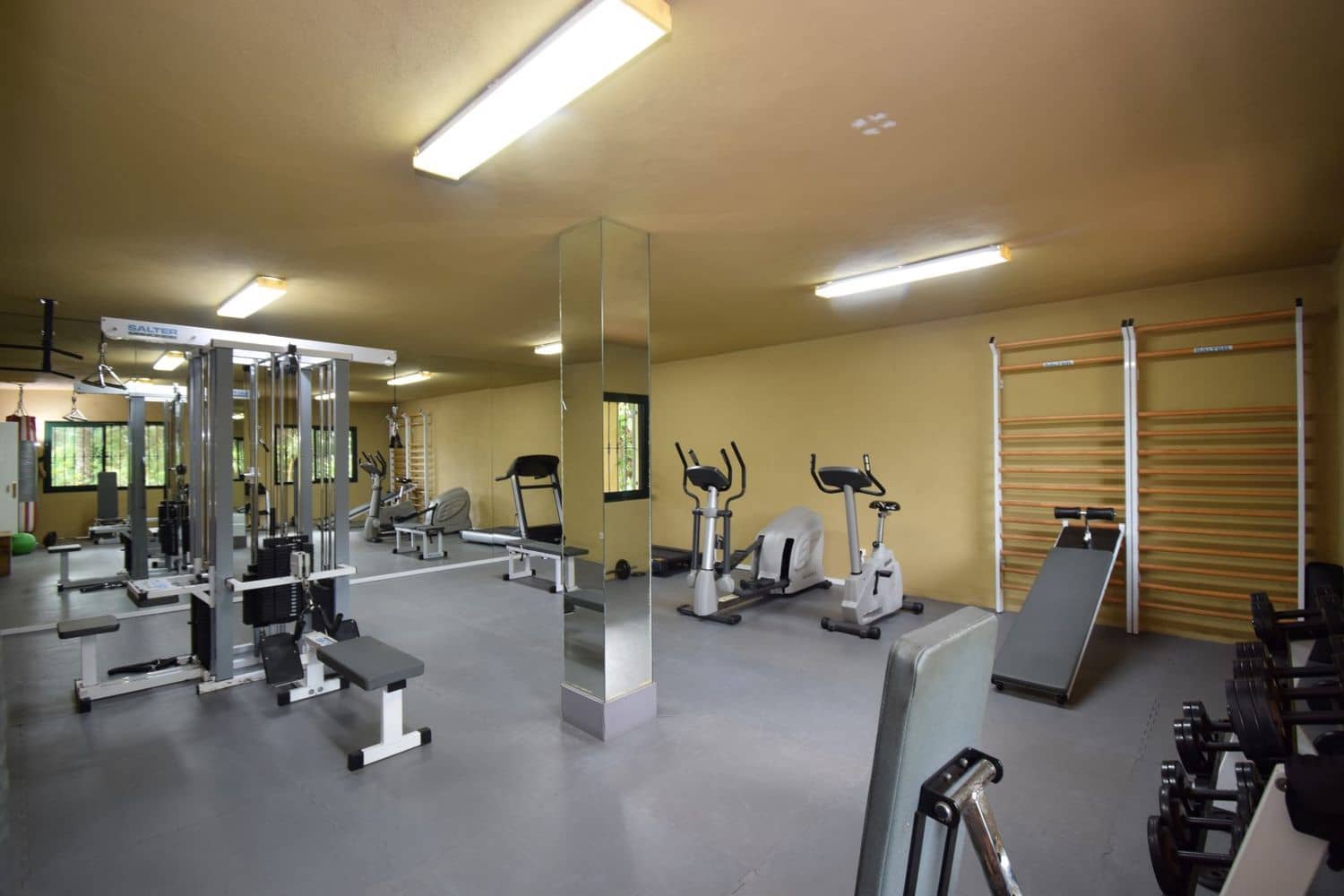 3 soveværelse Lejlighed til salg i San Pedro de Alcantara med swimmingpool garage - € 475.000 (Ref: 9797599)