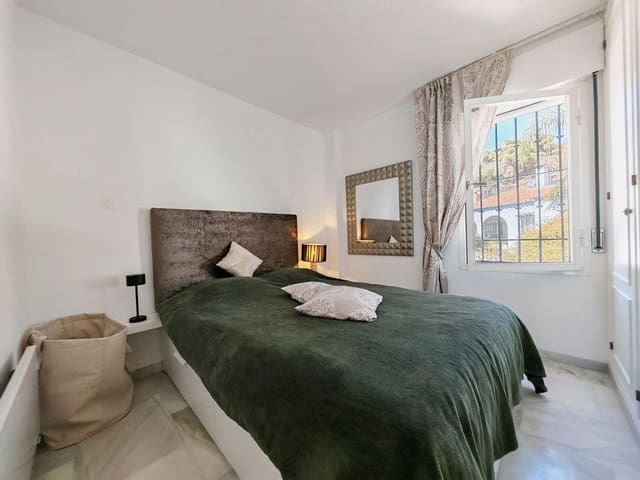 3 quarto Apartamento para venda em Costabella, Marbella com piscina garagem - 475 000 € (Ref: 9797600)