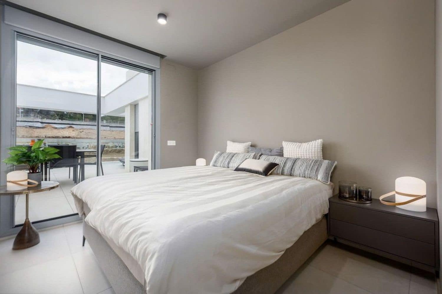 Apartamento de 3 habitaciones en Marbella en venta con piscina garaje - 1.150.000 € (Ref: 9797601)