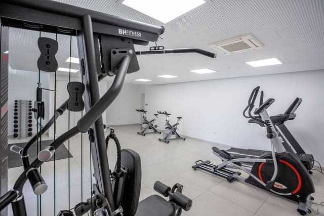 Apartamento de 3 habitaciones en Real de Zaragoza, Marbella en venta con piscina garaje - 1.150.000 € (Ref: 9797601)