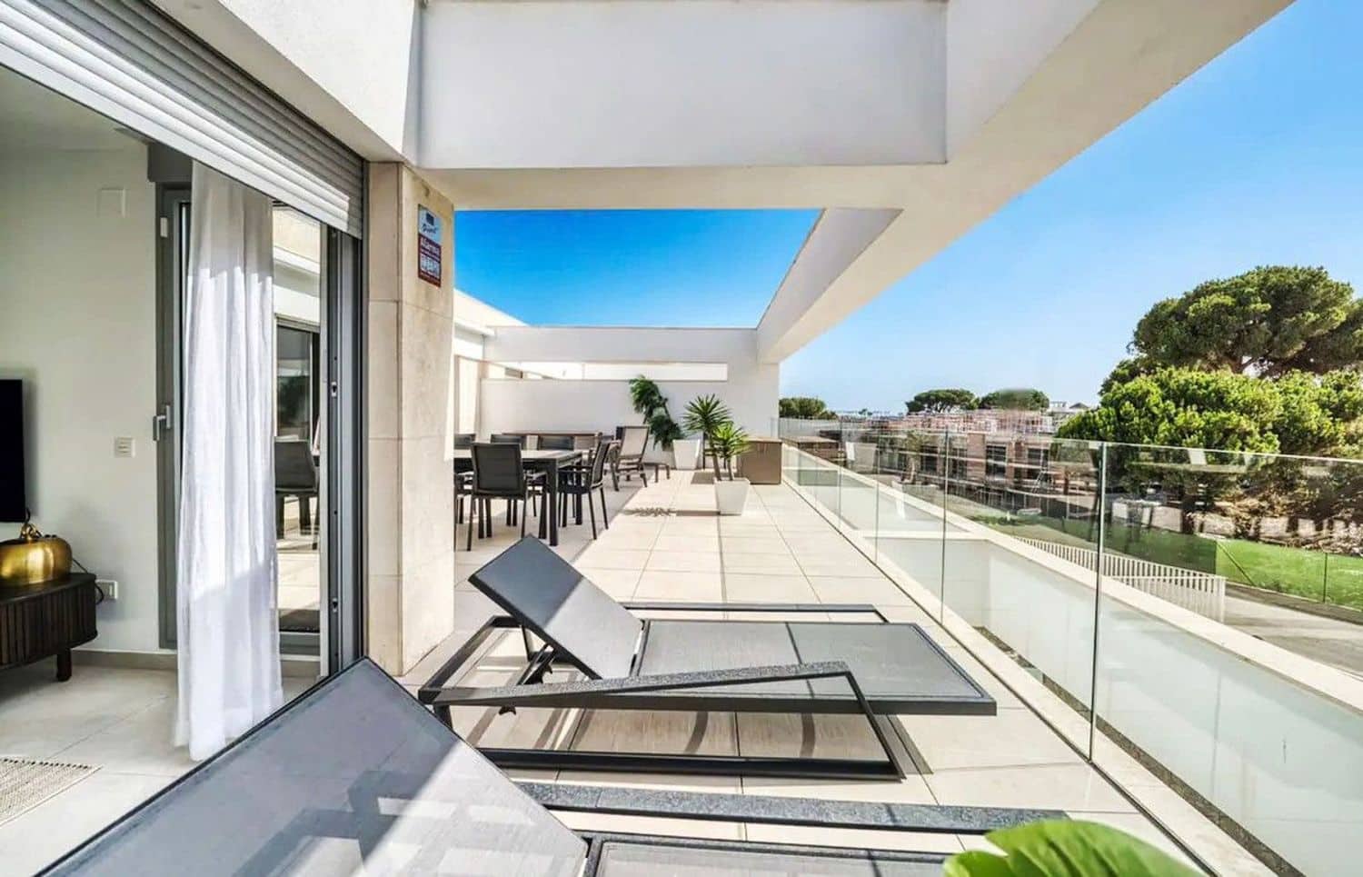 Apartamento de 3 habitaciones en Marbella en venta con piscina garaje - 1.150.000 € (Ref: 9797601)