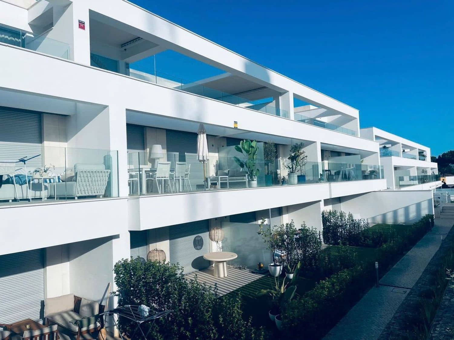 Apartamento de 3 habitaciones en Marbella en venta con piscina garaje - 1.150.000 € (Ref: 9797601)