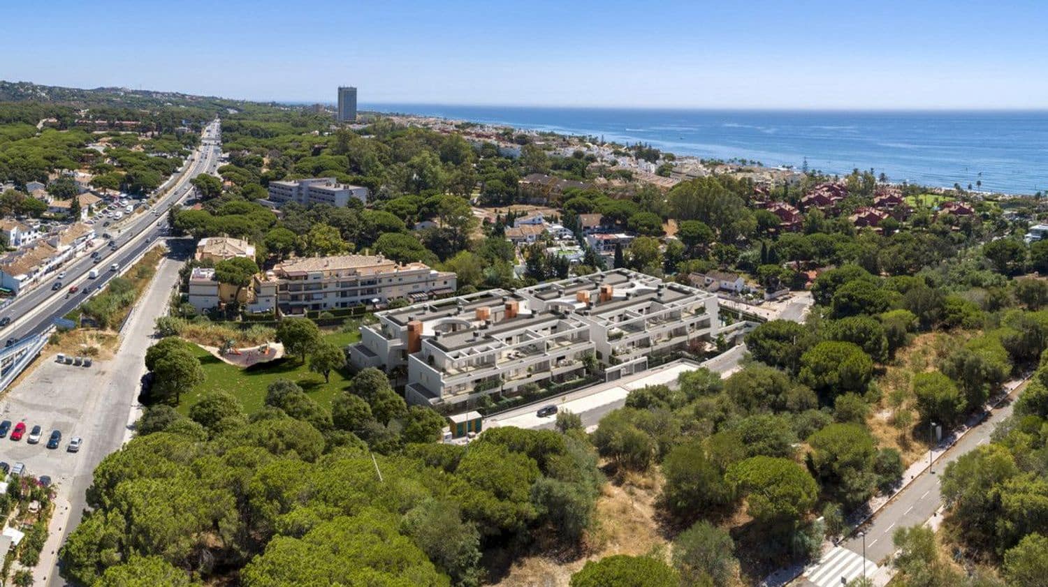 Apartamento de 3 habitaciones en Marbella en venta con piscina garaje - 1.150.000 € (Ref: 9797601)