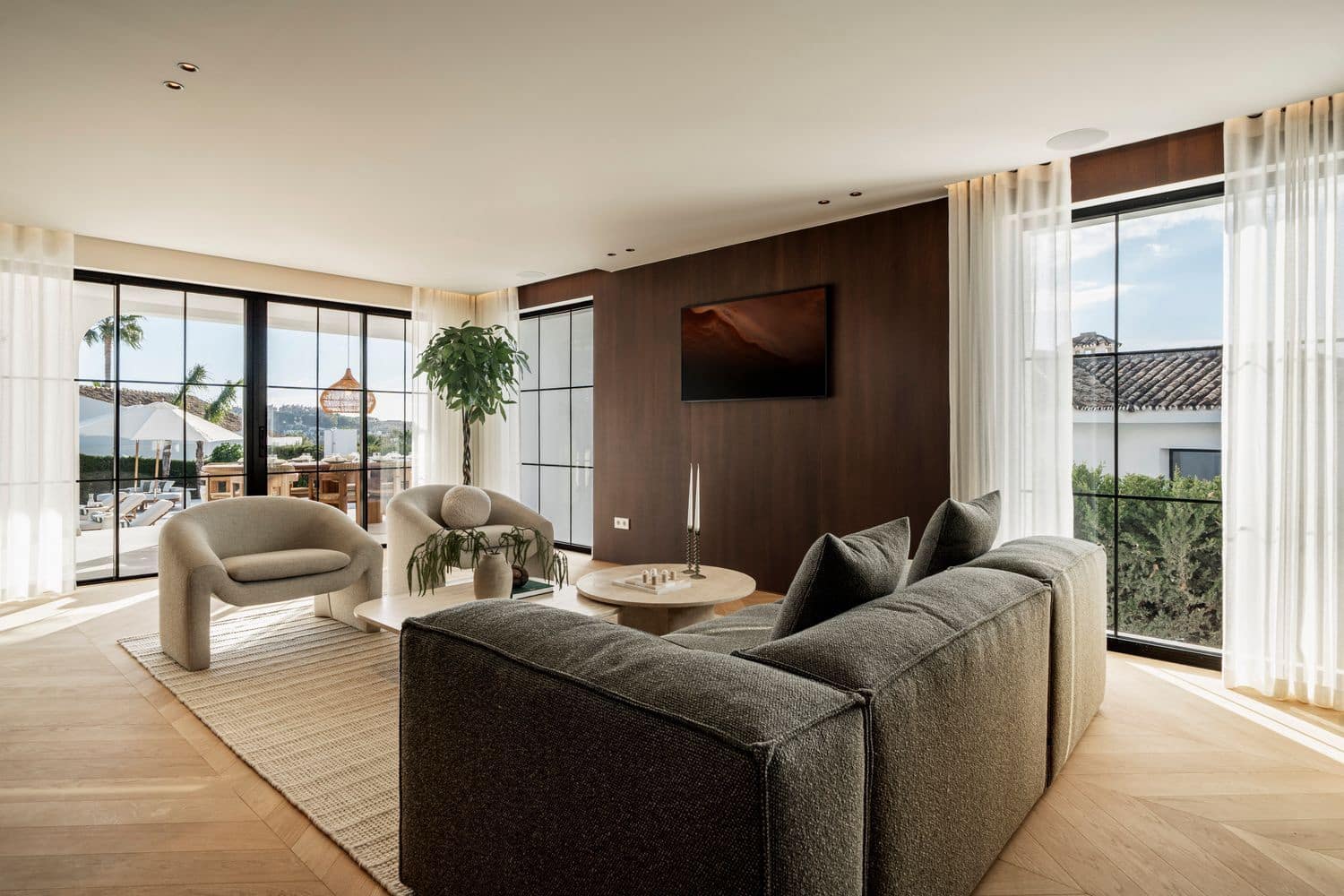 5 soveværelse Villa til salg i Nueva Andalucia med swimmingpool garage - € 5.300.000 (Ref: 9797604)