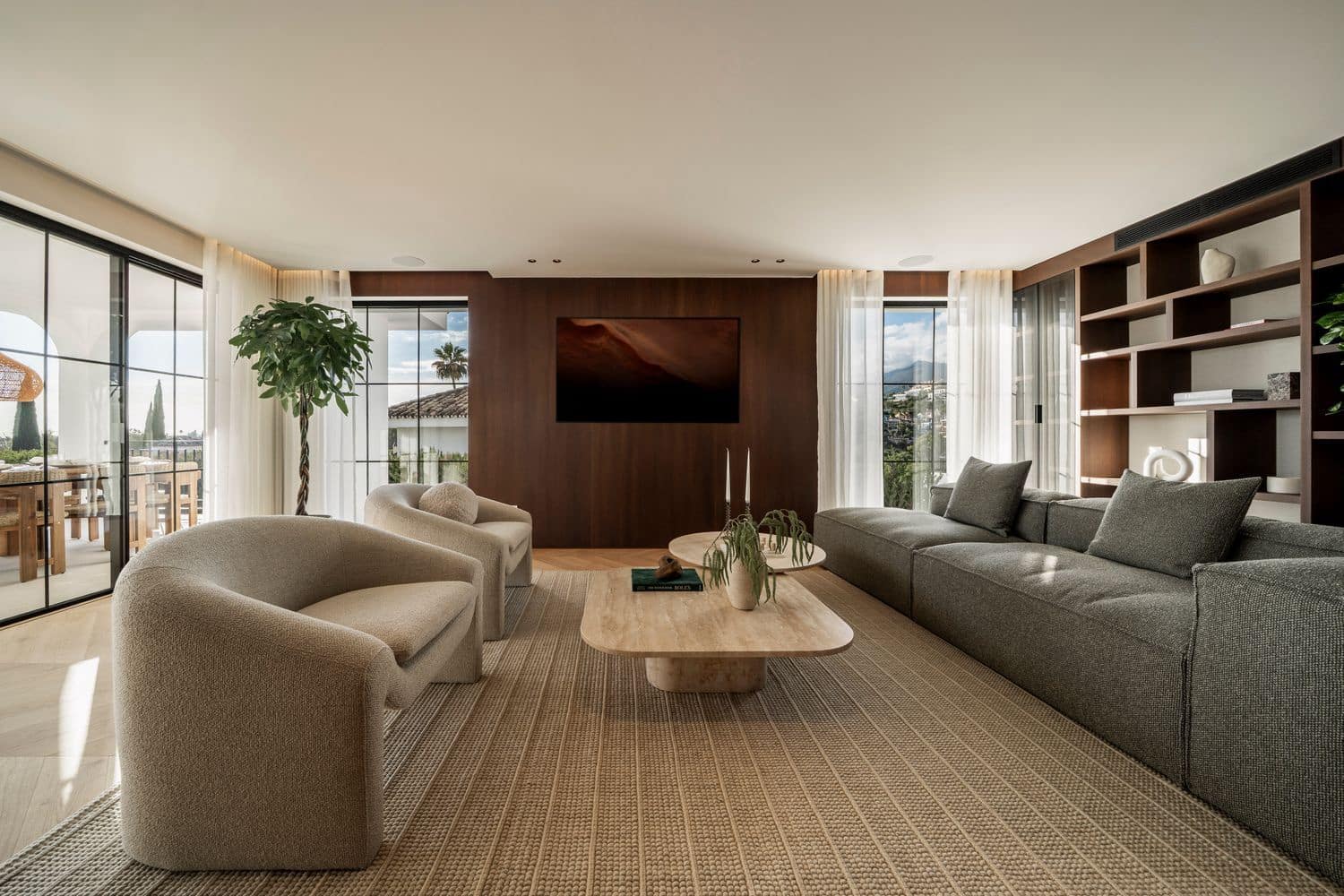 5 soveværelse Villa til salg i Nueva Andalucia med swimmingpool garage - € 5.300.000 (Ref: 9797604)