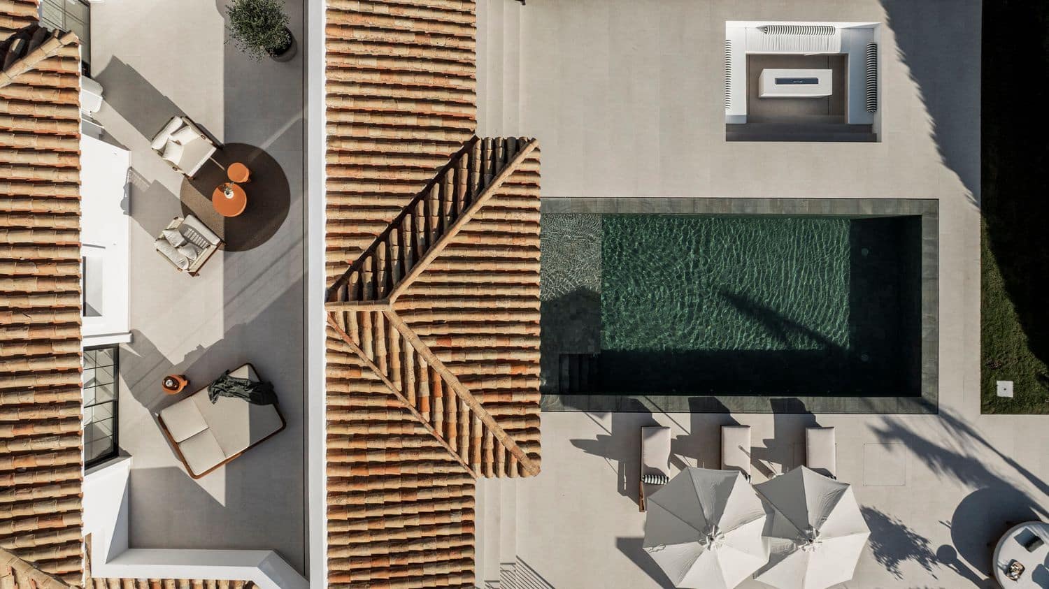 5 soveværelse Villa til salg i Nueva Andalucia med swimmingpool garage - € 5.300.000 (Ref: 9797604)