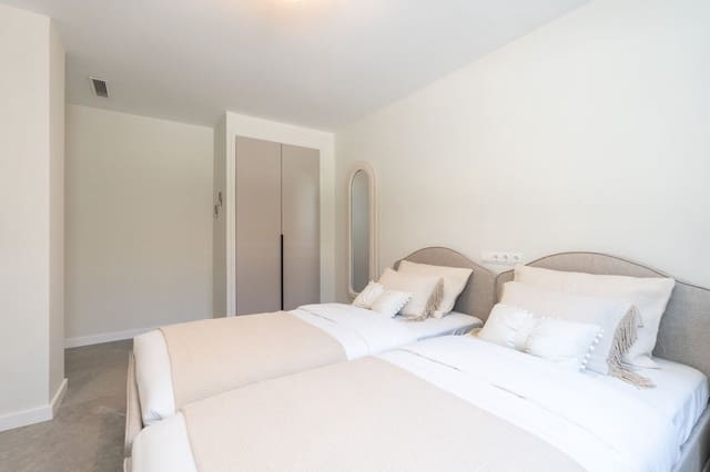 3 soveværelse Lejlighed til salg i La Quinta, Benahavís med swimmingpool garage - € 899.000 (Ref: 9797607)