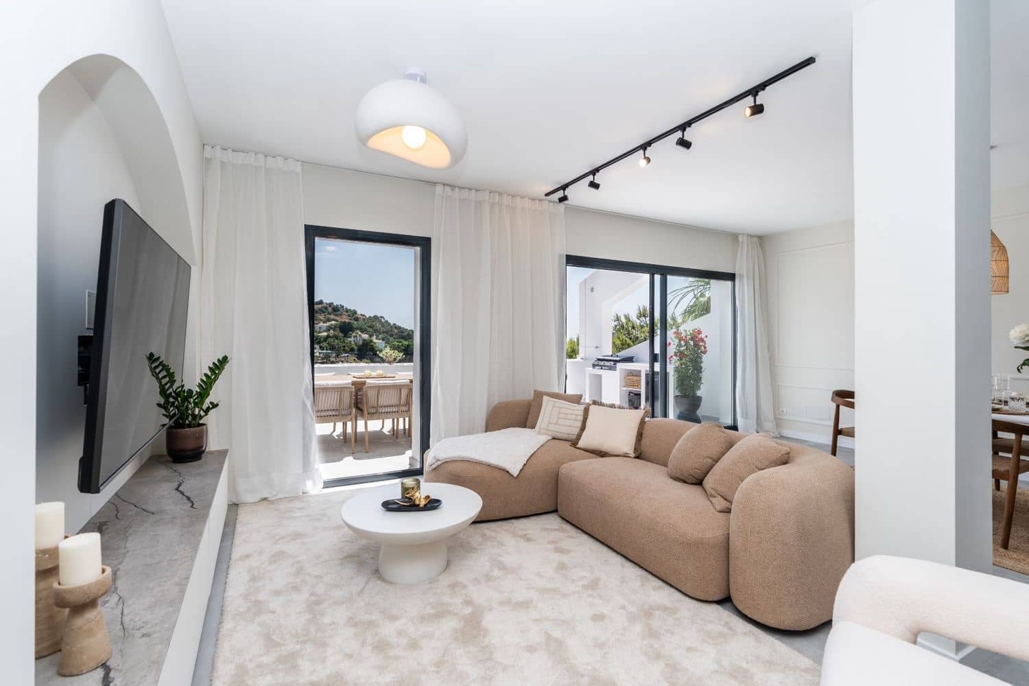 3 chambre Appartement à vendre à La Quinta avec piscine garage - 899 000 € (Ref: 9797607)