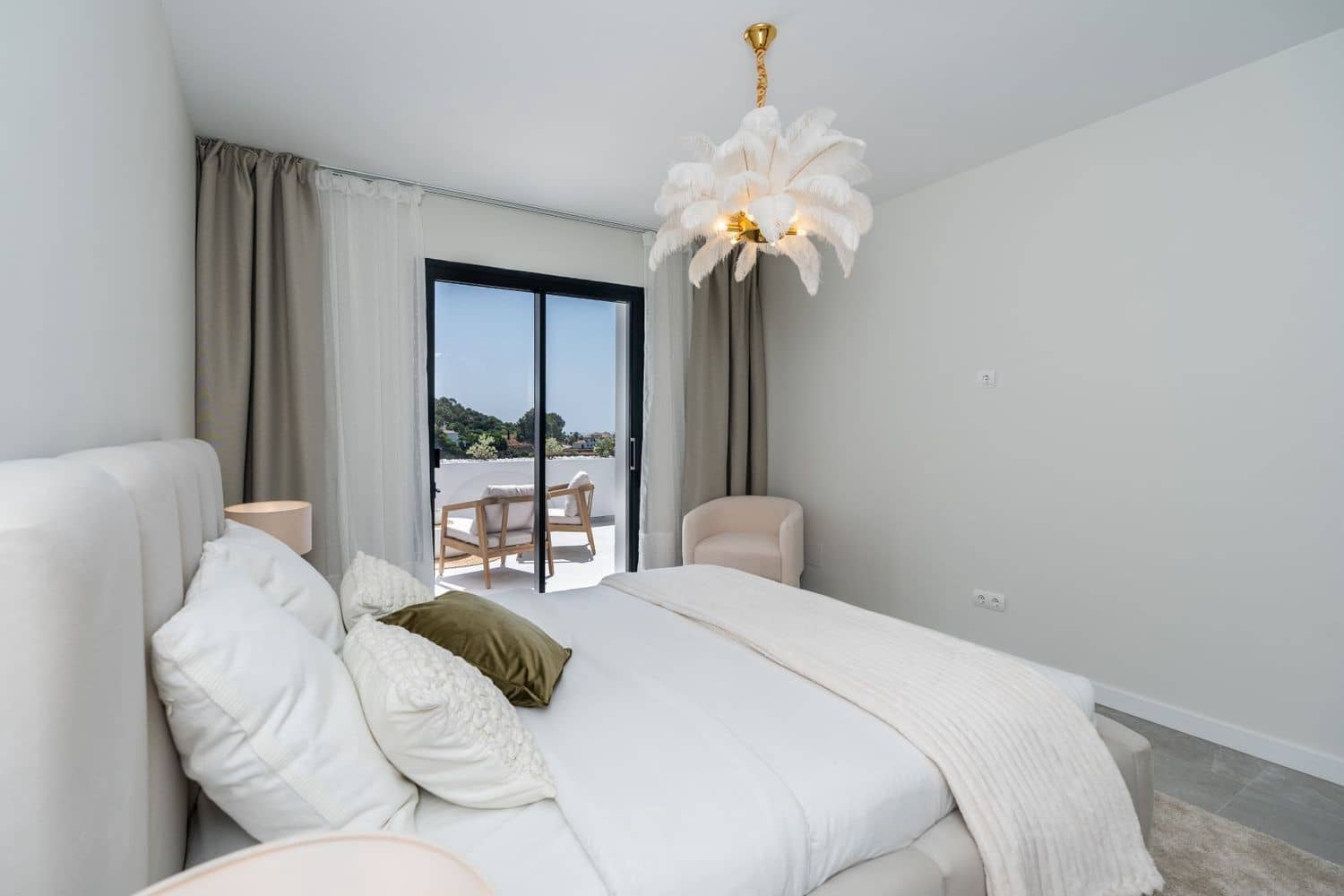 3 chambre Appartement à vendre à La Quinta avec piscine garage - 899 000 € (Ref: 9797607)