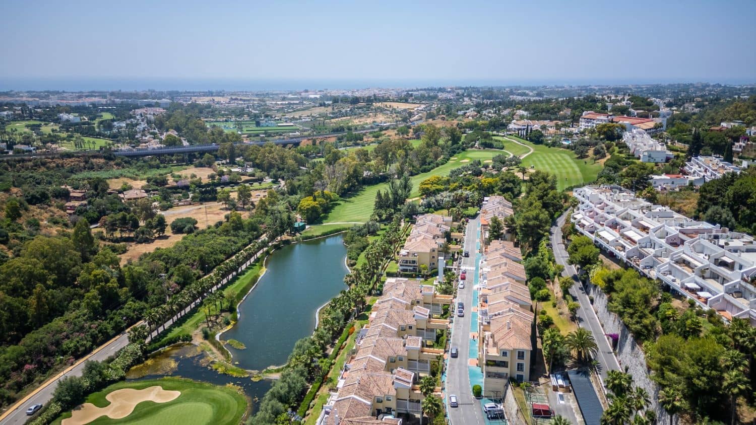 3 chambre Appartement à vendre à La Quinta avec piscine garage - 899 000 € (Ref: 9797607)