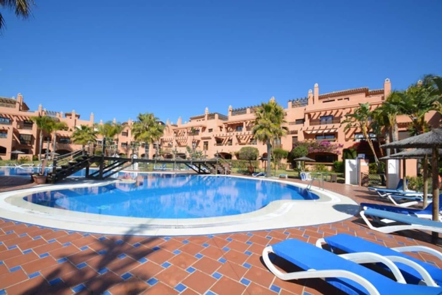 3 quarto Apartamento para venda em New Golden Mile com piscina garagem - 649 000 € (Ref: 9800309)