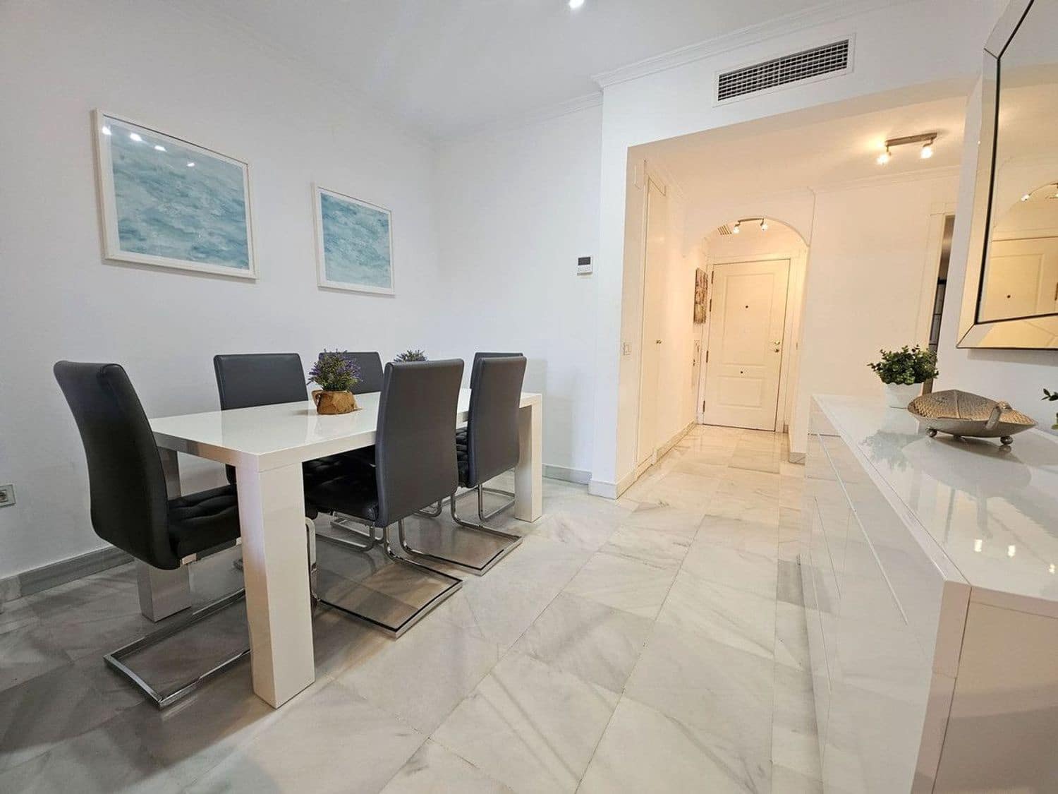 3 quarto Apartamento para venda em New Golden Mile com piscina garagem - 649 000 € (Ref: 9800309)