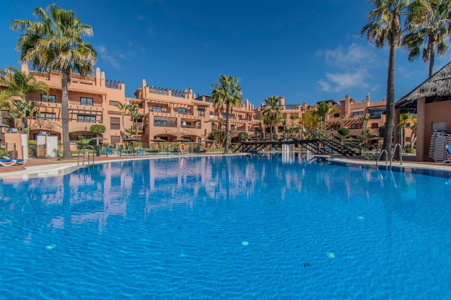 3 quarto Apartamento para venda em New Golden Mile com piscina garagem - 649 000 € (Ref: 9800309)