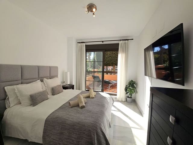 3 quarto Apartamento para venda em Atalaya-Isdabe, Estepona com piscina garagem - 649 000 € (Ref: 9800309)