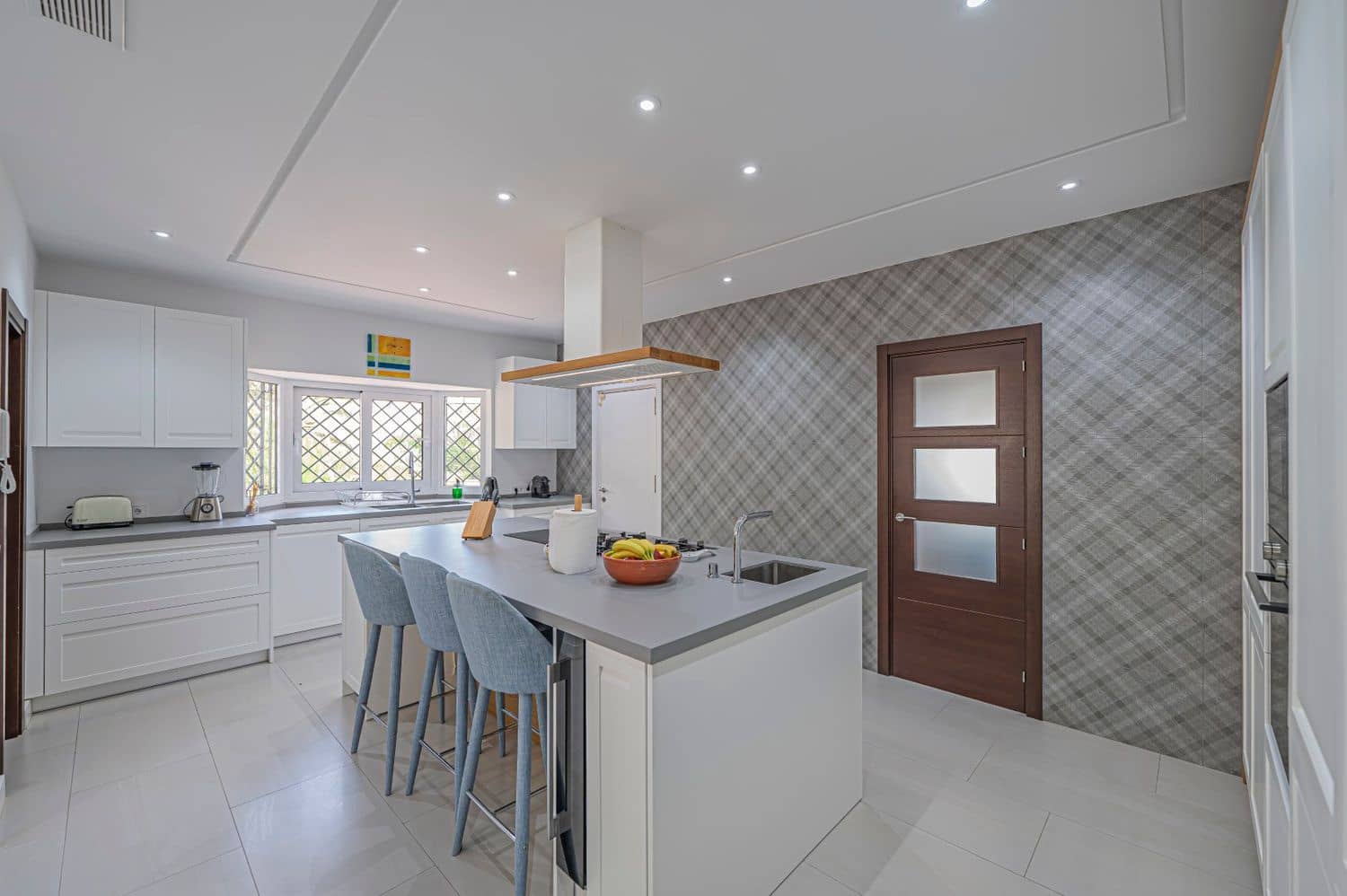 4 quarto Moradia para venda em Benahavis com piscina garagem - 2 480 000 € (Ref: 9800310)