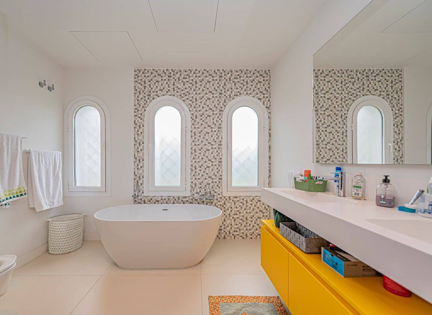 4 quarto Moradia para venda em Benahavis com piscina garagem - 2 480 000 € (Ref: 9800310)