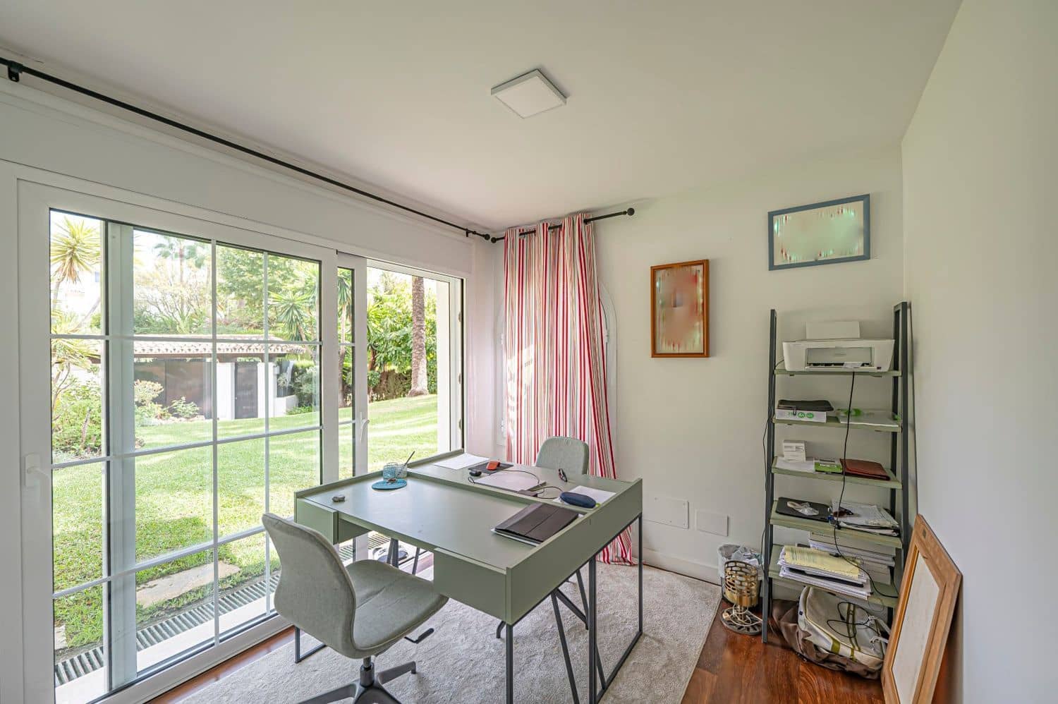 4 quarto Moradia para venda em Benahavis com piscina garagem - 2 480 000 € (Ref: 9800310)