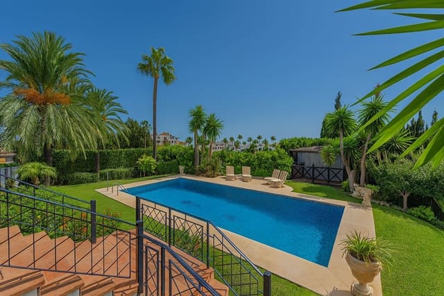 4 chambre Villa/Maison à vendre à El Paraíso, Benahavís avec piscine garage - 2 480 000 € (Ref: 9800310)