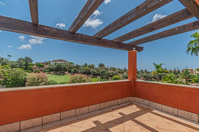 4 Zimmer Villa zu verkaufen in Santa Clara, Marbella mit Pool Garage - 1.649.000 € (Ref: 9803872)