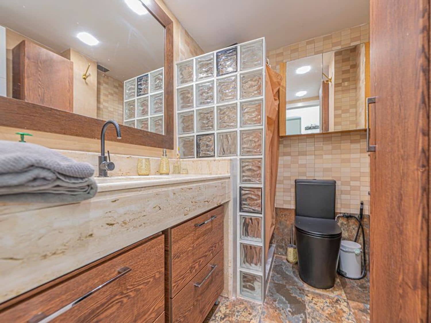 1 sypialnia Apartament na sprzedaż w Marbella z basenem garażem - 425 000 € (Ref: 9806089)