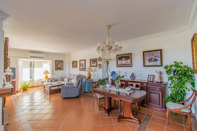 5 sovrum Villa till salu i Valdeolletas - Las Cancelas - Xarblanca, Marbella med pool garage - 2 300 000 € (Ref: 9814199)
