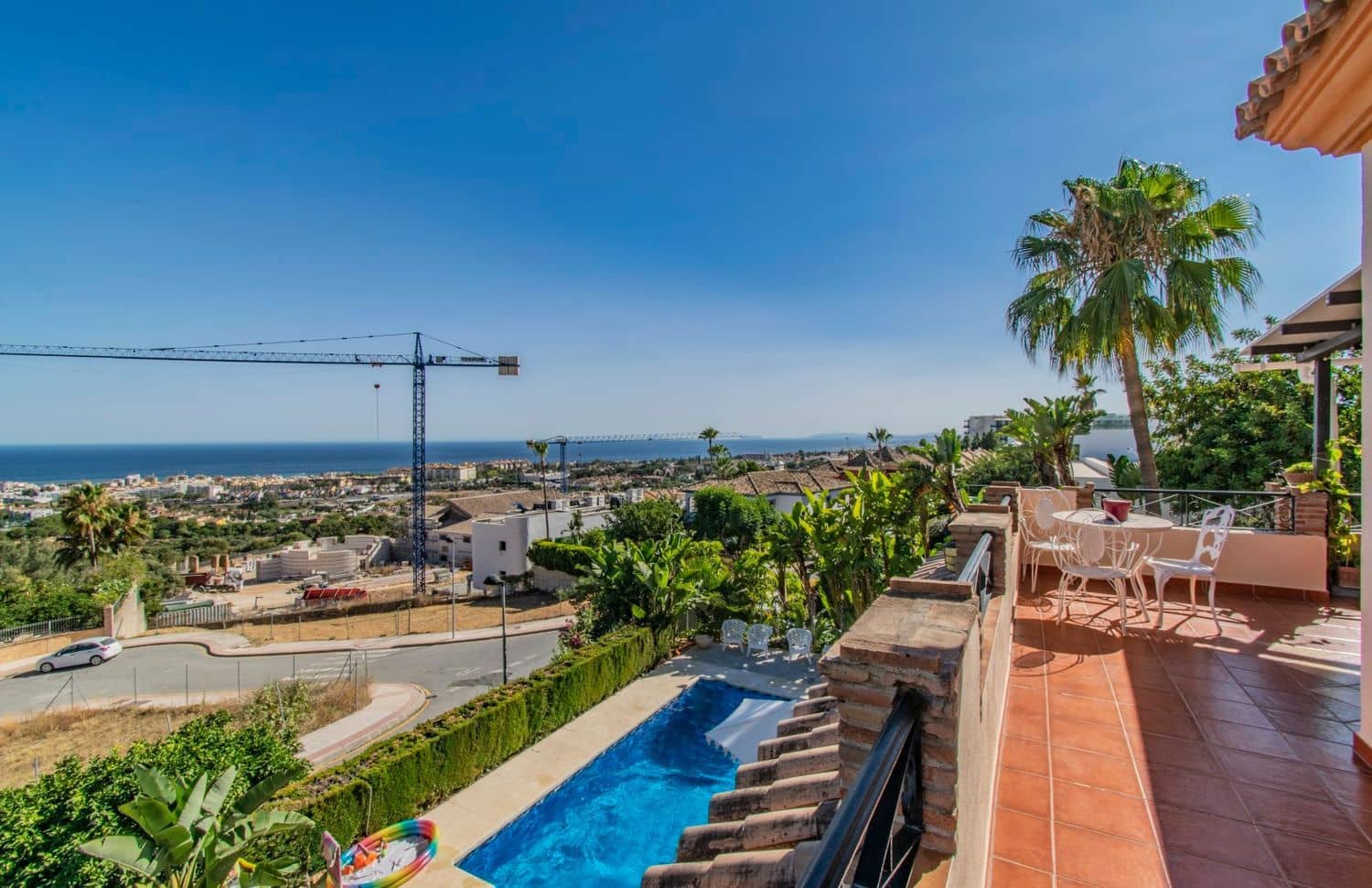 5 sypialnia Willa na sprzedaż w Marbella z basenem garażem - 2 300 000 € (Ref: 9814199)