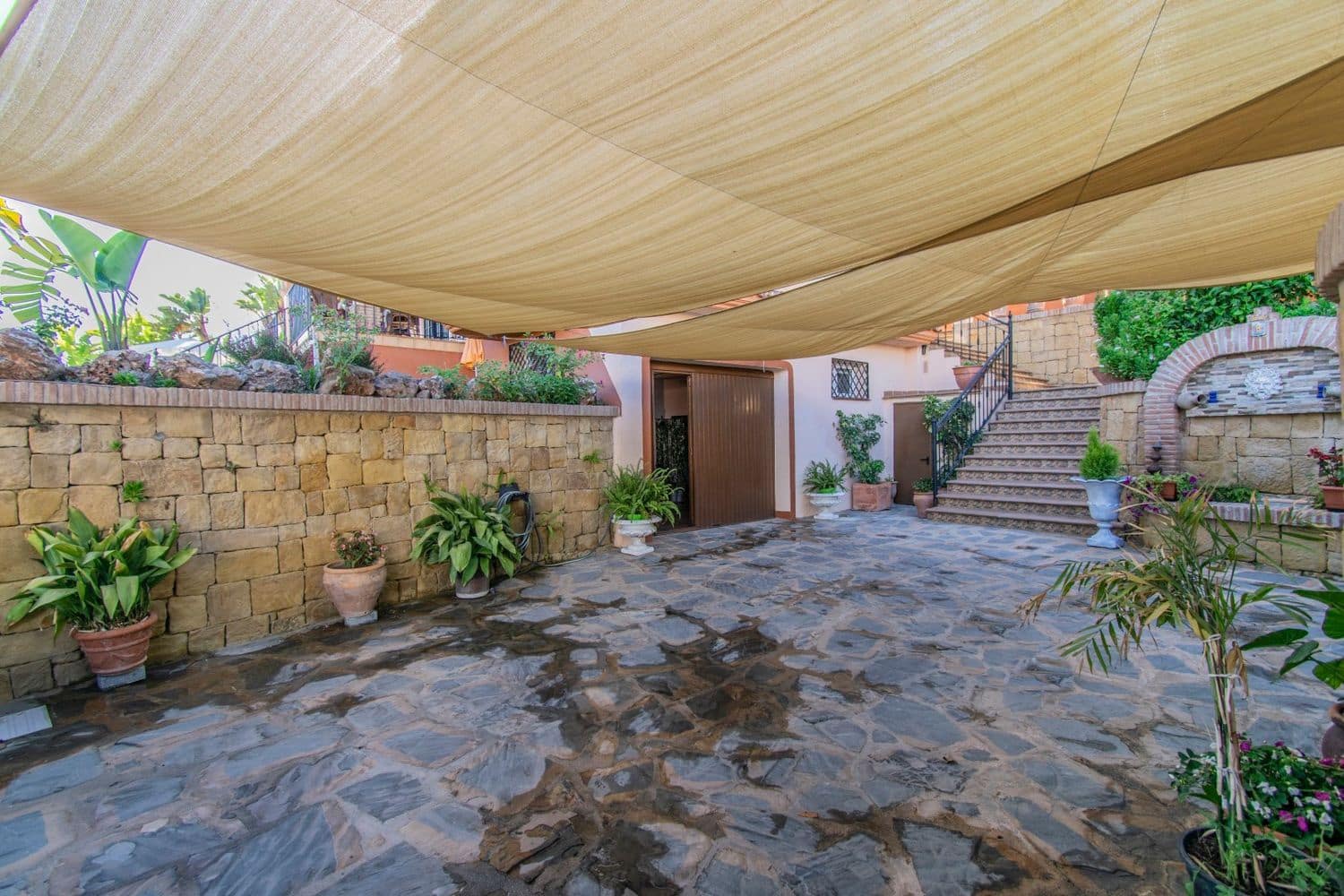 5 sypialnia Willa na sprzedaż w Marbella z basenem garażem - 2 300 000 € (Ref: 9814199)