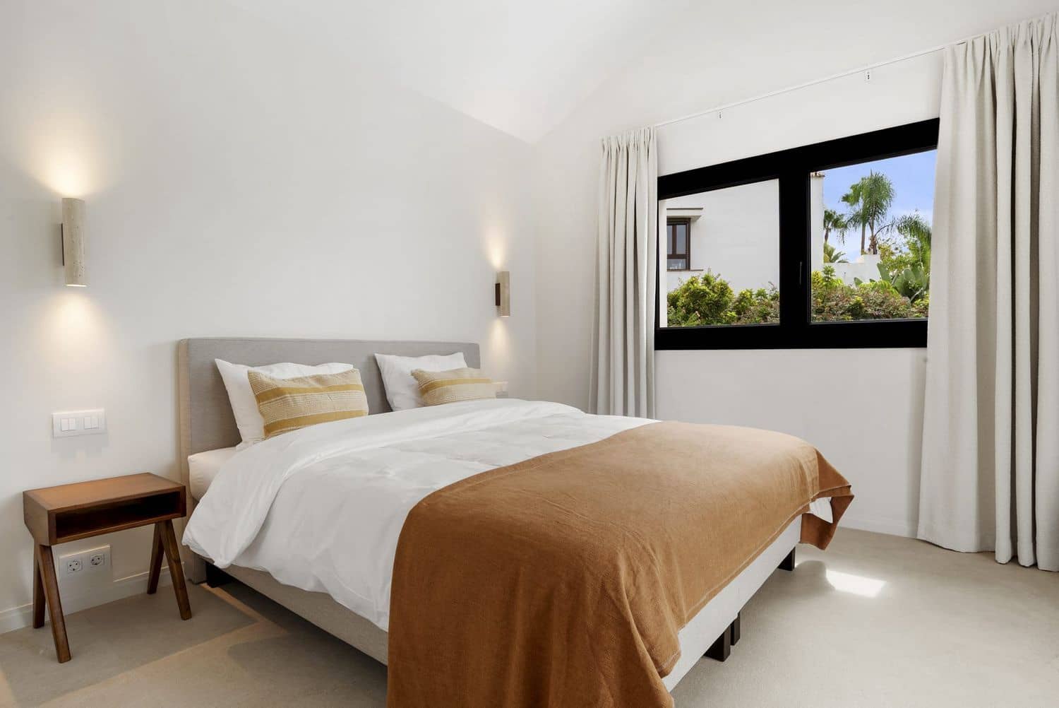 4 sovrum Villa till salu i Benahavis med pool garage - 3 450 000 € (Ref: 9815490)