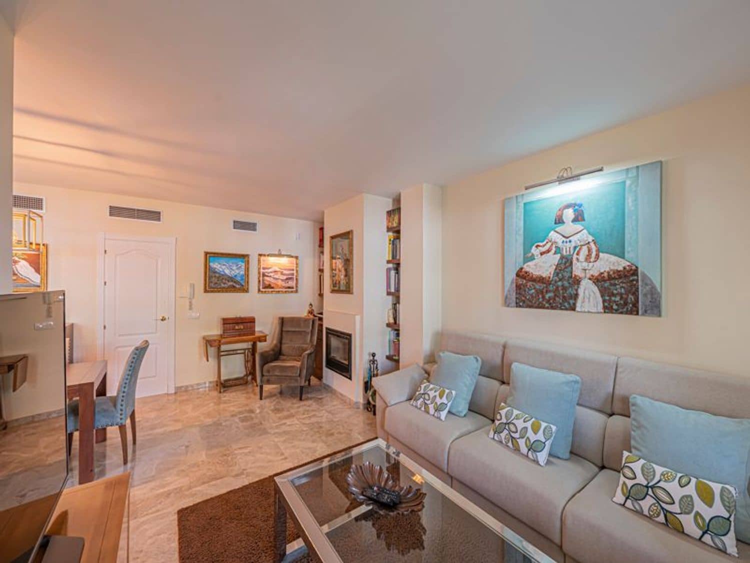 3 Zimmer Apartment zu verkaufen in Nueva Andalucia mit Pool Garage - 560.000 € (Ref: 9816820)