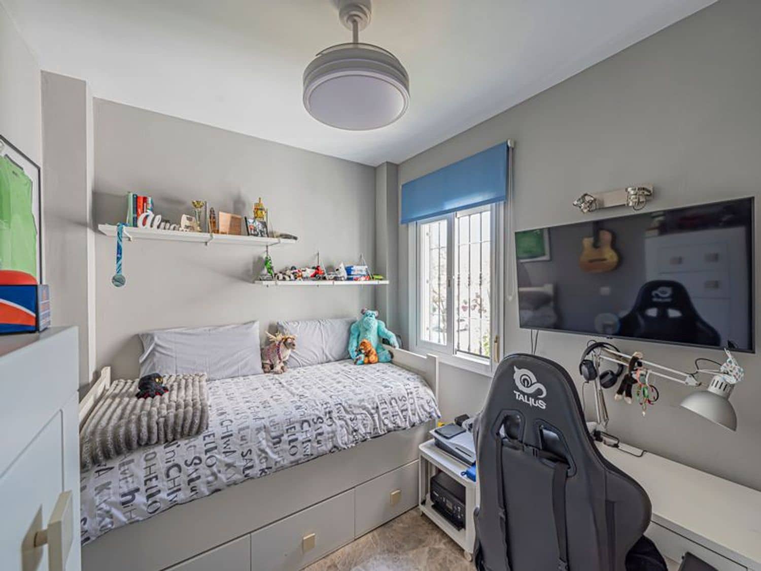 3 Zimmer Apartment zu verkaufen in Nueva Andalucia mit Pool Garage - 560.000 € (Ref: 9816820)
