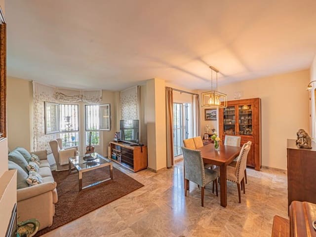 3 soverom Leilighet til salgs i La Dama de Noche - La Alzambra, Marbella med svømmebasseng garasje - € 560 000 (Ref: 9816820)