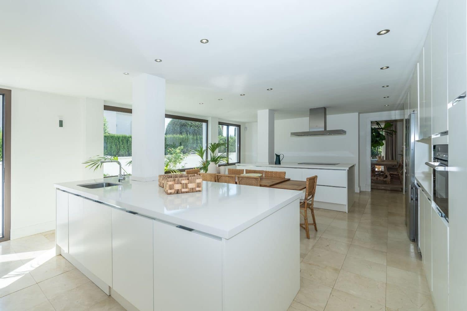 5 makuuhuone Huvila vuokrattavana paikassa Marbella mukana uima-altaan 
autotalli - 15 000 € (Ref: 9819904)
