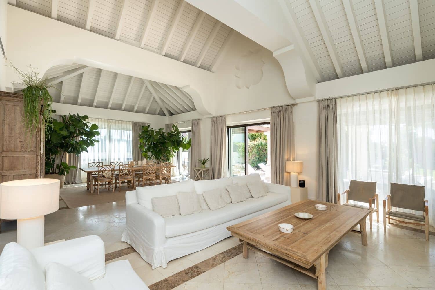 5 makuuhuone Huvila vuokrattavana paikassa Marbella mukana uima-altaan 
autotalli - 15 000 € (Ref: 9819904)