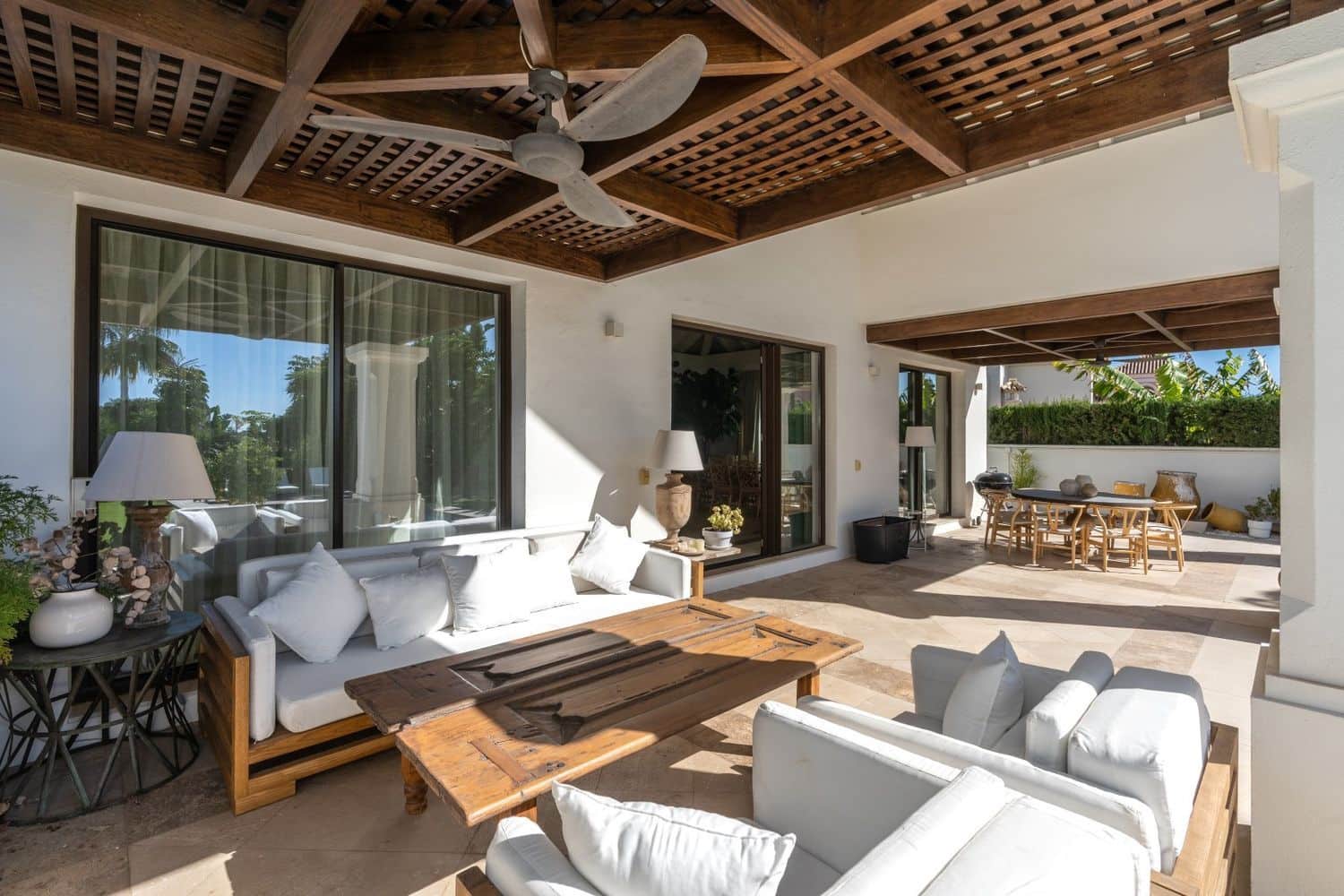 5 makuuhuone Huvila vuokrattavana paikassa Marbella mukana uima-altaan 
autotalli - 15 000 € (Ref: 9819904)