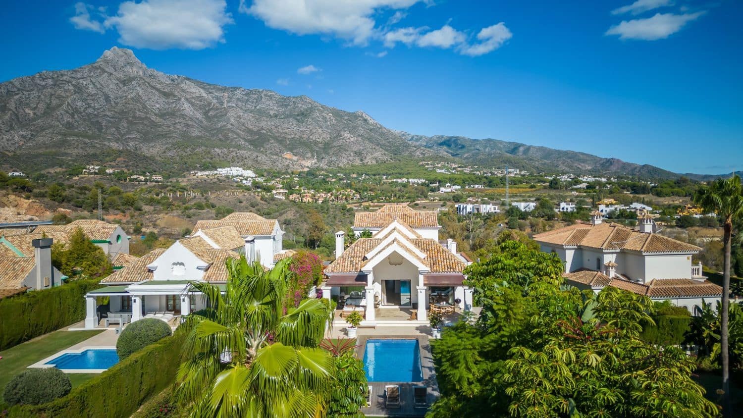 5 makuuhuone Huvila vuokrattavana paikassa Marbella mukana uima-altaan 
autotalli - 15 000 € (Ref: 9819904)