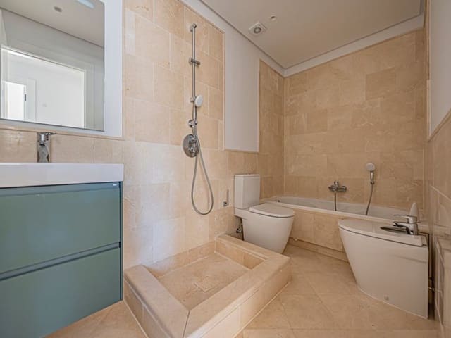 2 camera da letto Appartamento in vendita in Los Naranjos, Marbella con piscina garage - 475.000 € (Rif: 9826136)