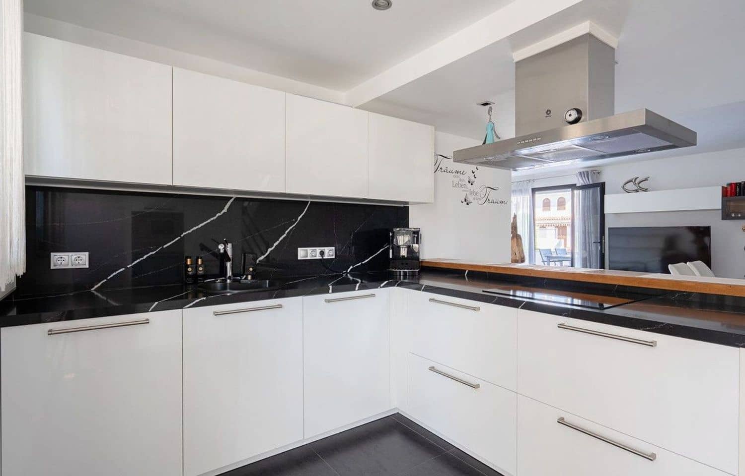 3 Zimmer Haus zu verkaufen in Costalita mit Pool Garage - 680.000 € (Ref: 9826137)
