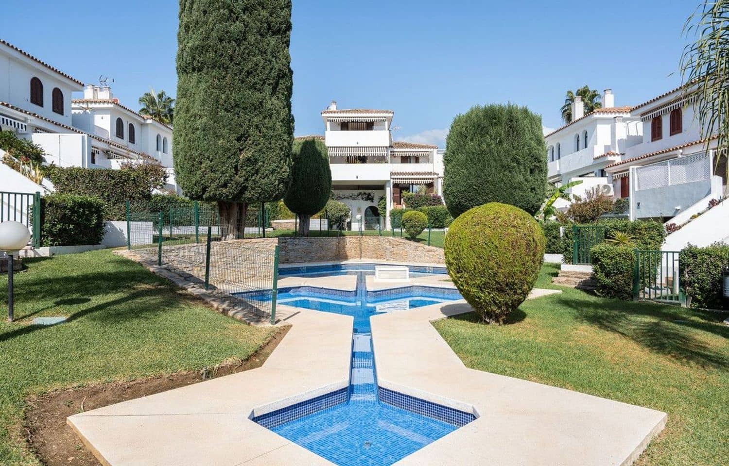 3 Zimmer Haus zu verkaufen in Costalita mit Pool Garage - 680.000 € (Ref: 9826137)