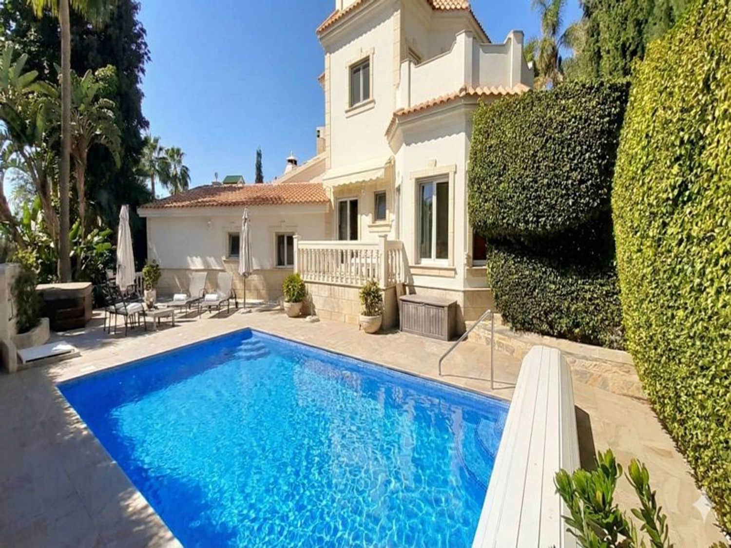 5 camera da letto Villa in vendita in Marbella con piscina garage - 1.695.000 € (Rif: 9826138)
