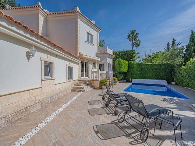 5 bedroom Villa for sale in El Rosario, Marbella with pool garage - € 1,499,000 (Ref: 9826138)