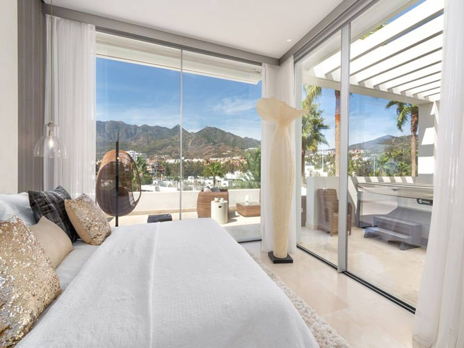 3 camera da letto Villa in vendita in Rio Real con piscina garage - 2.150.000 € (Rif: 9826139)
