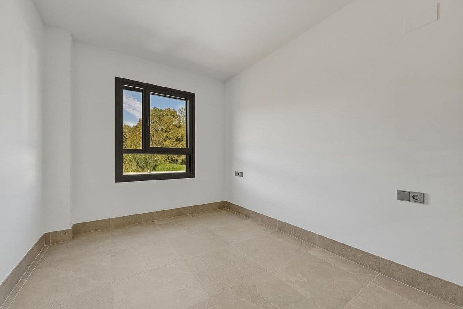 3 chambre Appartement à vendre à Casares avec piscine garage - 450 000 € (Ref: 9826949)