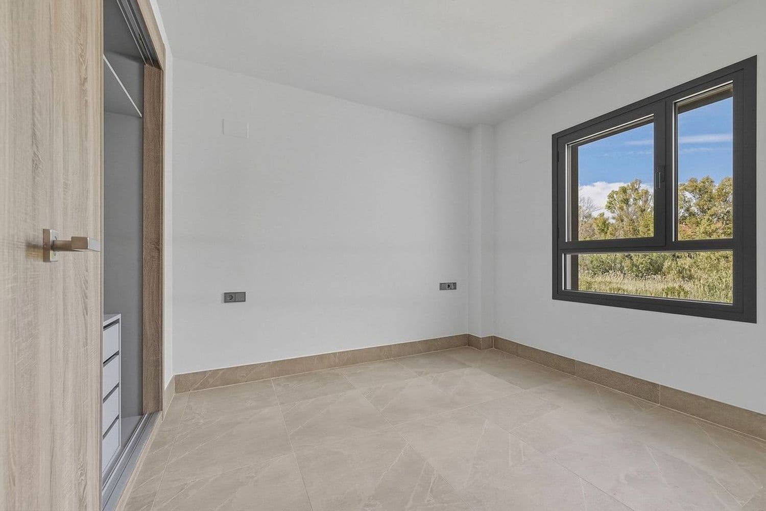 3 chambre Appartement à vendre à Casares avec piscine garage - 450 000 € (Ref: 9826949)