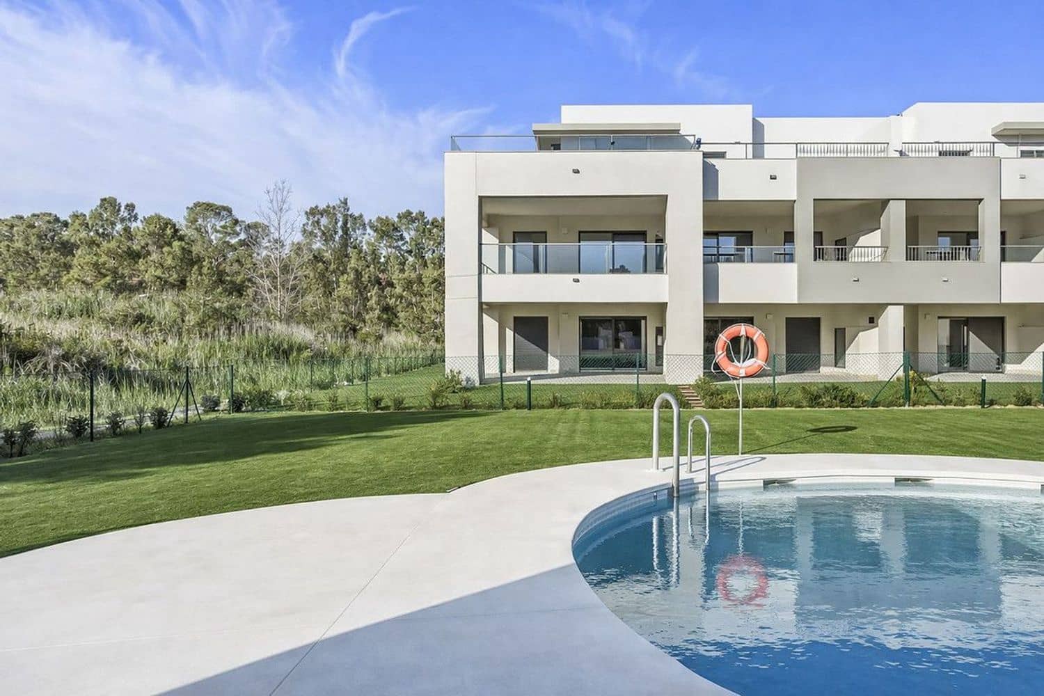 3 chambre Appartement à vendre à Casares avec piscine garage - 450 000 € (Ref: 9826949)