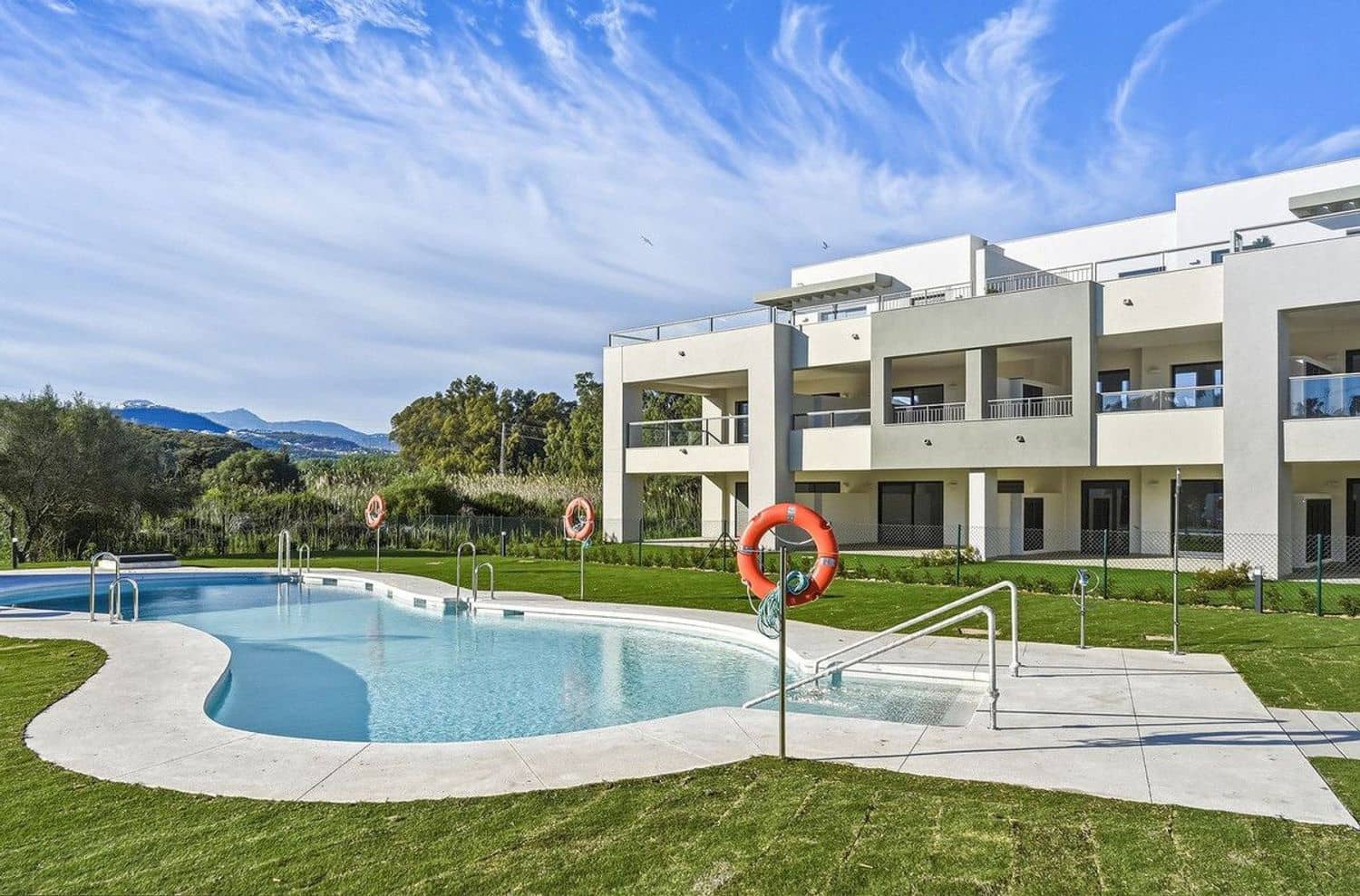3 chambre Appartement à vendre à Casares avec piscine garage - 450 000 € (Ref: 9826949)