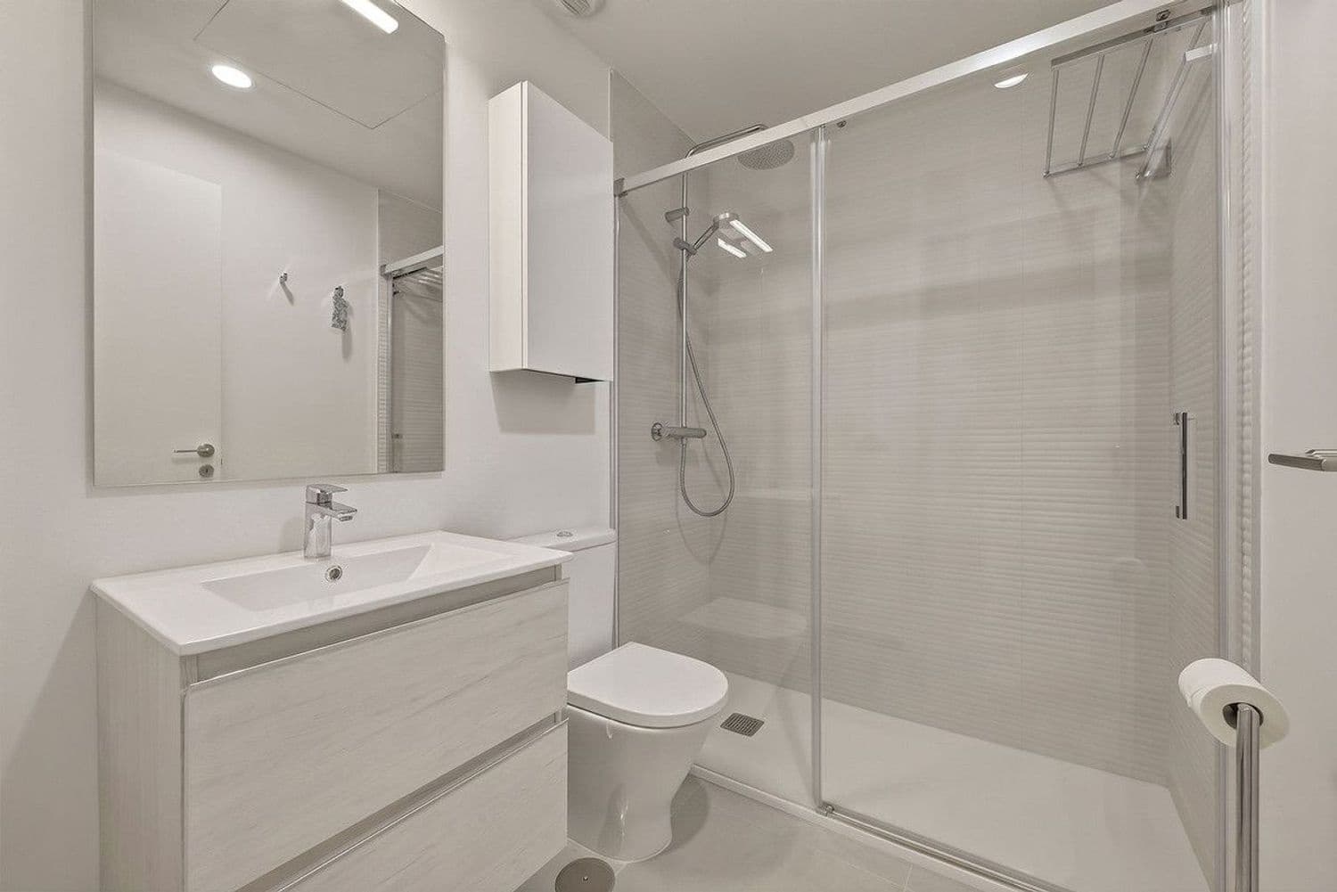3 sypialnia Apartament na sprzedaż w New Golden Mile z basenem garażem - 520 000 € (Ref: 9840030)
