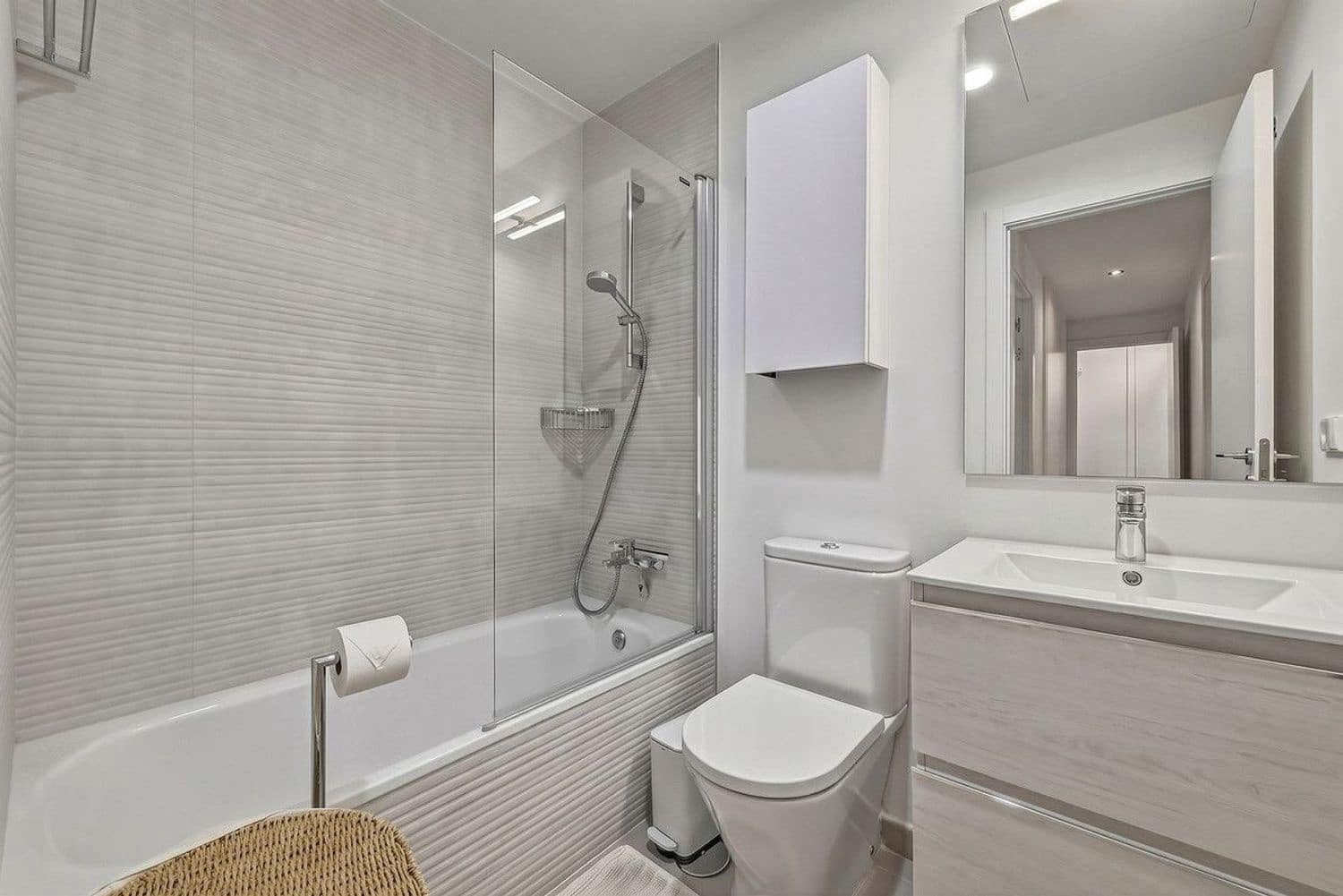 3 sypialnia Apartament na sprzedaż w New Golden Mile z basenem garażem - 520 000 € (Ref: 9840030)