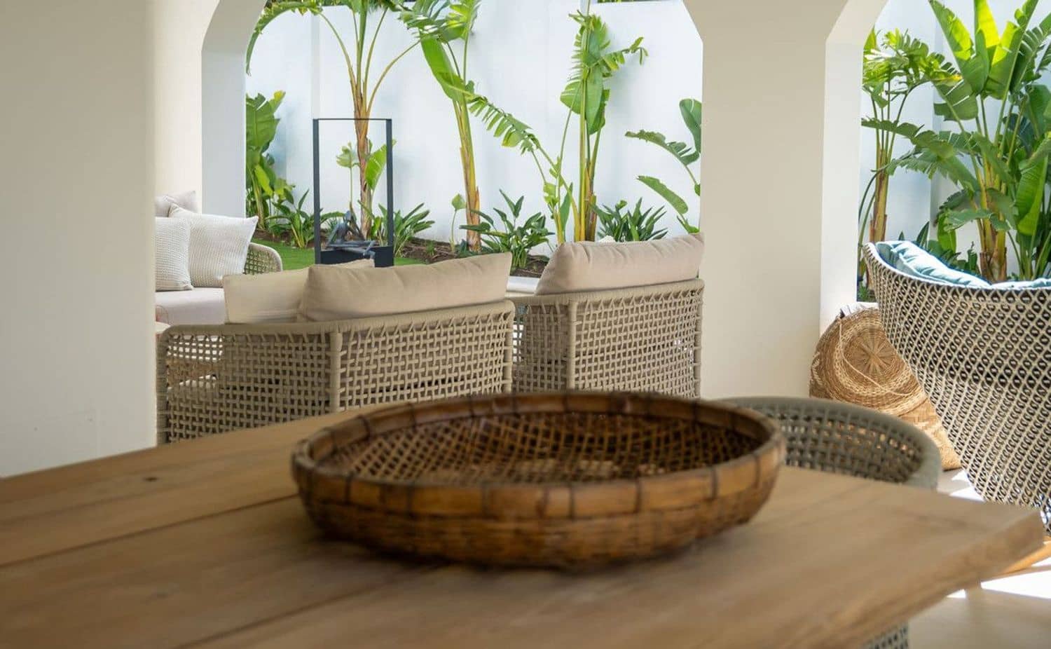 5 bedroom Villa for sale in San Pedro de Alcantara with pool garage - € 4,350,000 (Ref: 9840031)